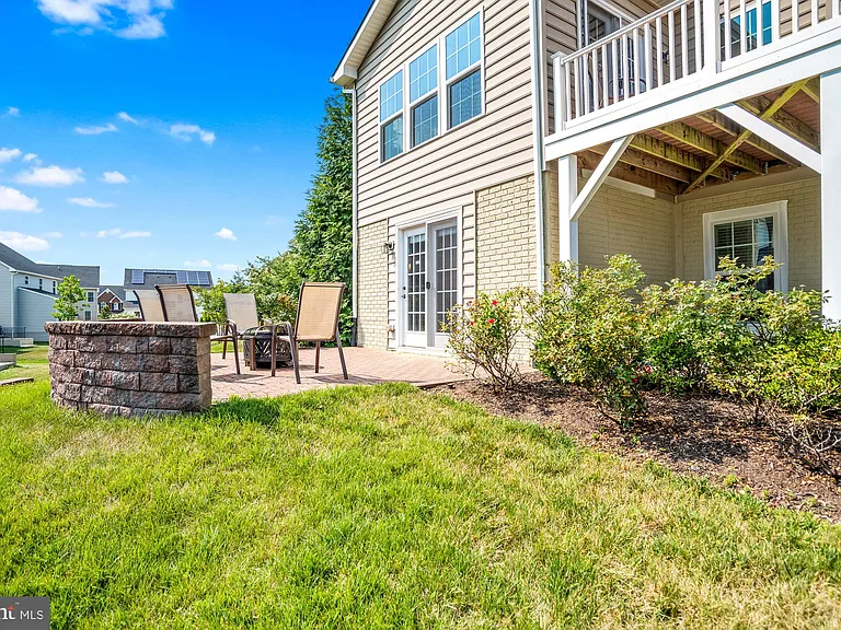 14202 Bentley Park Dr — Photo 47