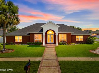 121 Cottonwood Cir, Lynn Haven, FL 32444