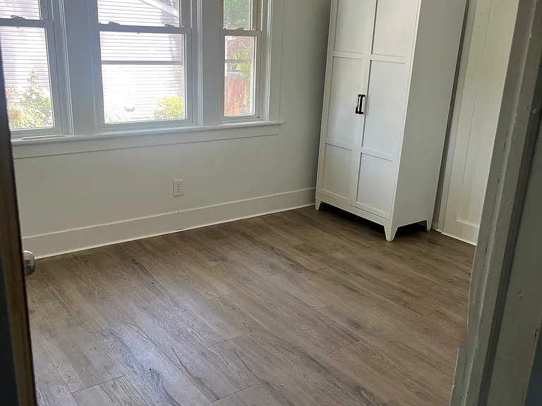 251 Maple Ave #A — Photo 7
