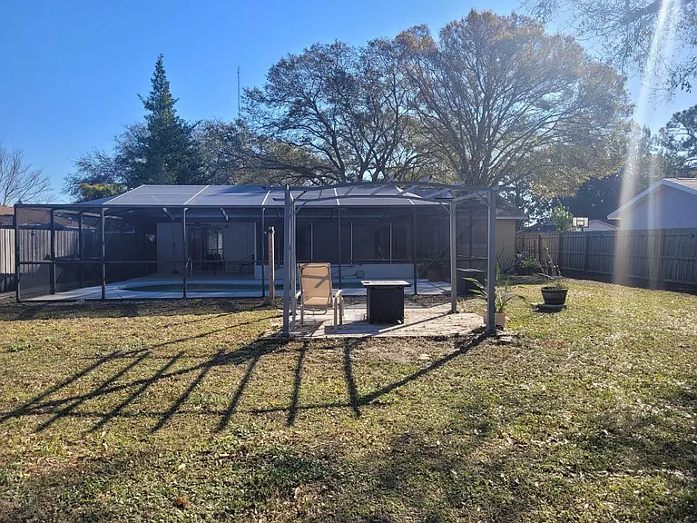 8240 Jennifer Ln — Photo 17