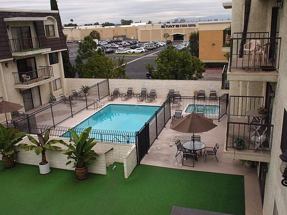 looking from balcony at the pool and spa area