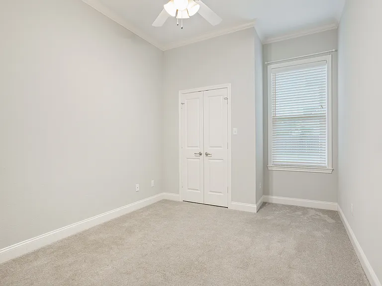 10420 Fallen Leaf Dr — Photo 21