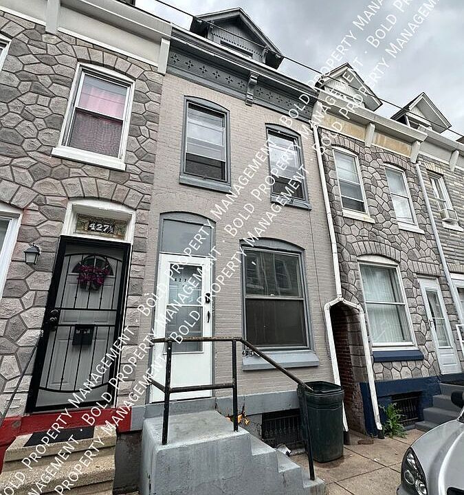 1st image of 427 Locust St