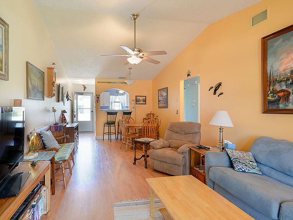 2nd image of 1152 Fairvilla Dr #Id1246600p