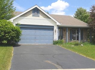 726 Juniper Ln, Crystal Lake, IL 60014