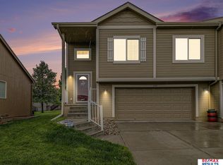 19119 Adams St, Omaha, NE 68135