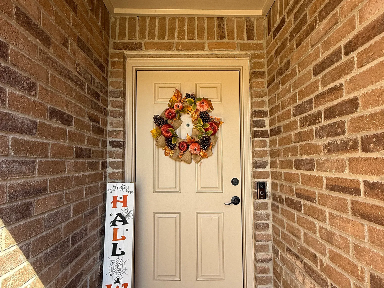 3 bed, 1700 sqft, $3,000 — Photo 4