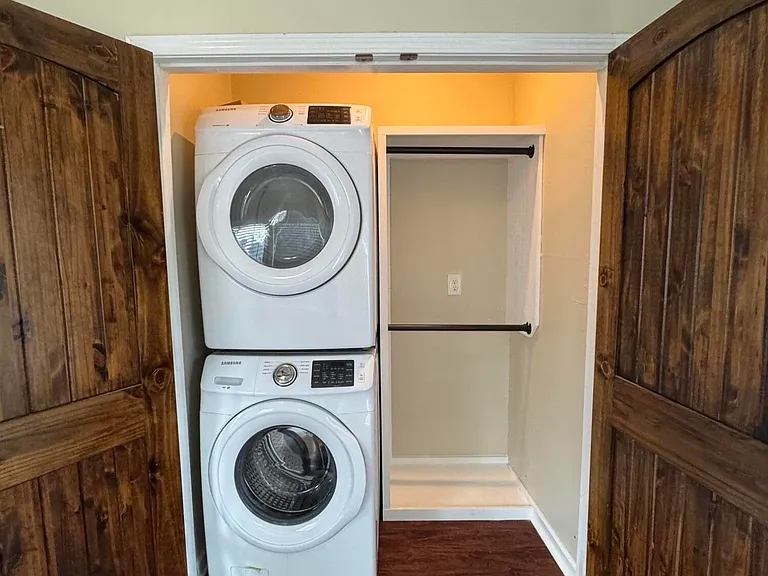 4346 Council Cir — Photo 14