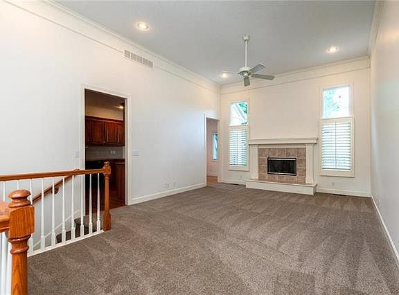 4th image of 9316 W 125th St