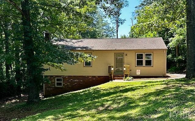 1st image of 711 Fleetwood Dr