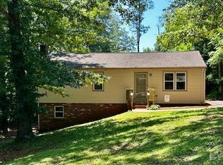 711 Fleetwood Dr, Lynchburg, VA 24501