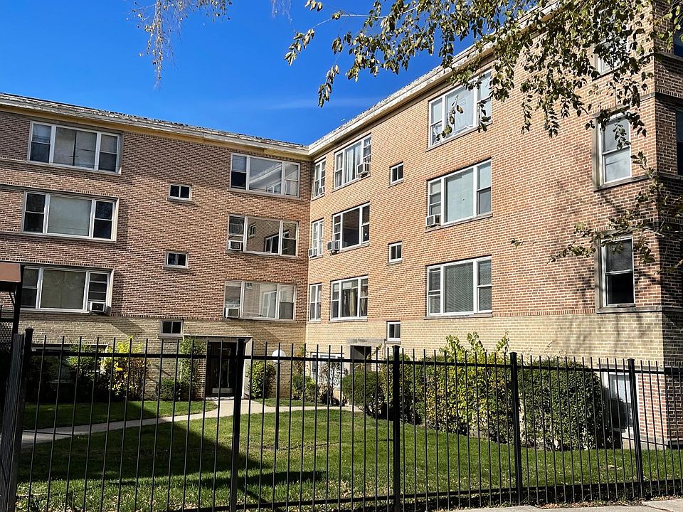 1st image of 6134 N Seeley Ave #3W