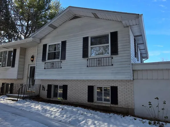 37 White Birch Rd, Orwigsburg, PA 17961