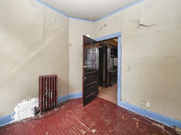3rd image of 5921 S Morgan St