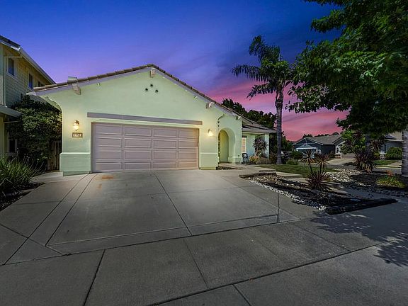 4th image of 1662 Benvenito Ln