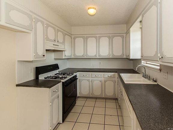 3rd image of 14099 S Fern Pl E