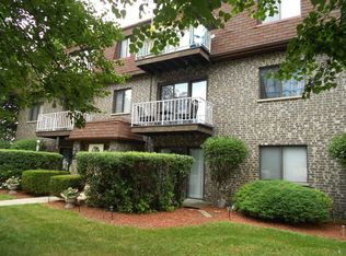 1595 Floyd Brown Ln APT 1A, Glendale Heights, IL 60139
