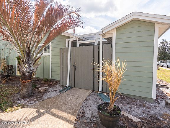 3rd image of 1954 Quail Ridge Ct APT 1701