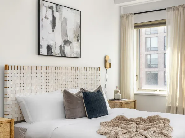 343 4th Avenue image 10 of 24