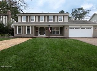 1010 E Hawthorne Blvd, Wheaton, IL 60187