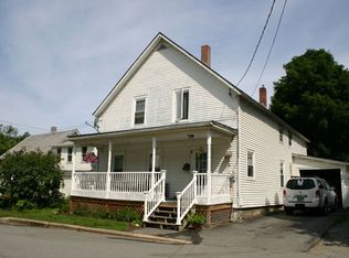 8 Spring St, Springfield, VT 05156