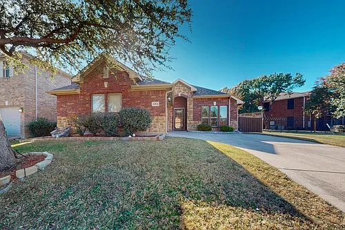6904 Dream Dust Dr Photo 1