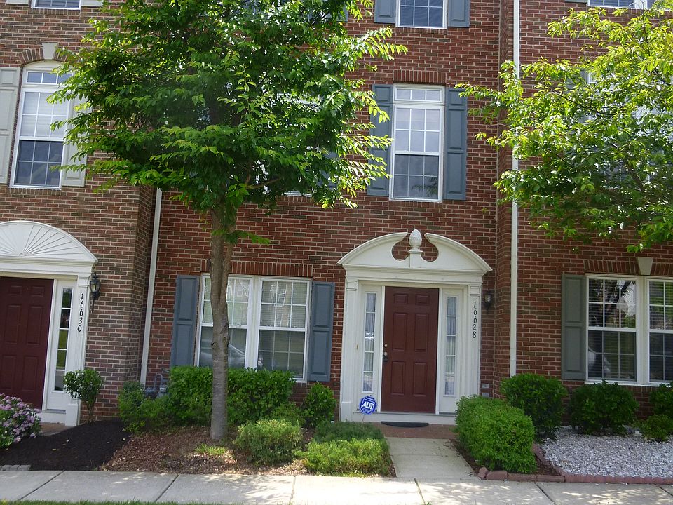 1st image of 16628 Barge Cir