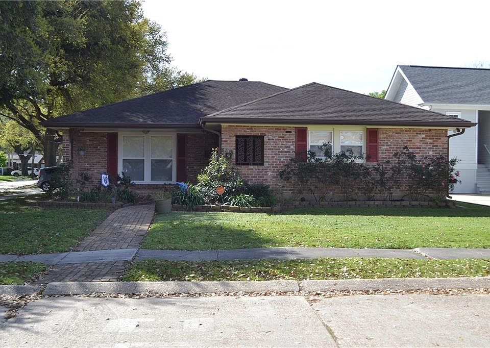 1st image of 1766 Burbank Dr