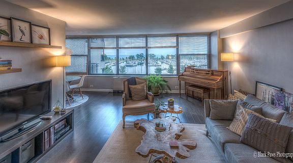 3rd image of 3440 N Lake Shore Dr APT 6G