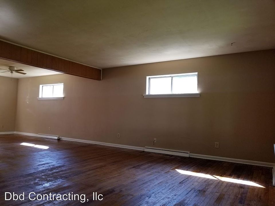 2nd image of 1131 W Wildwood Ave