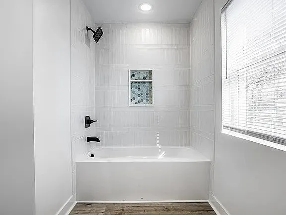 849 N Oakland Ave — Photo 34