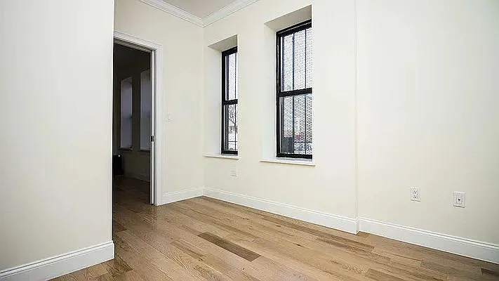 1075 Greene Ave #446