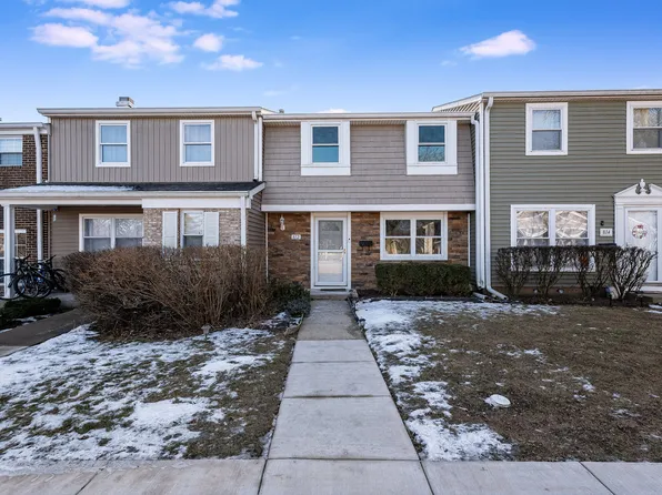 812 Dunbar Ct, Schaumburg, IL 60194