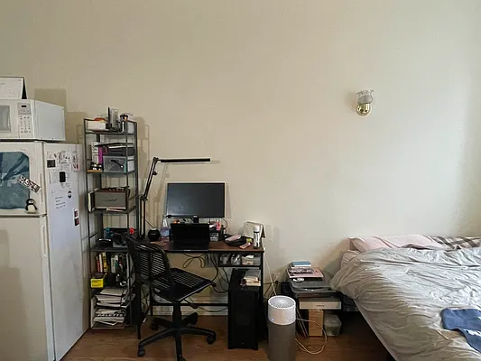 Rented by Candid Listings LLC | media 11