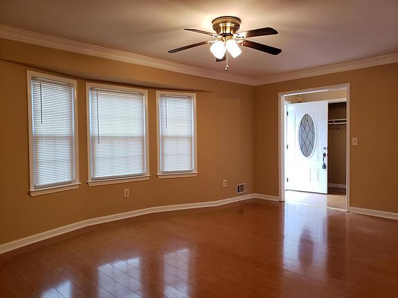 5th image of 4434 Autumn Hill Dr