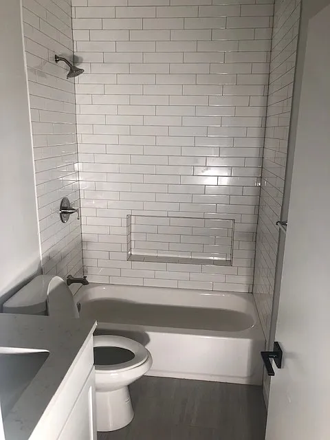 2 bed, 1.0 bath, 900 sqft, $1,745 — Photo 4