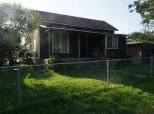 900 Sierra St, Madera, CA 93638