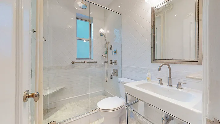 Sold by Digs Realty Group | media 17