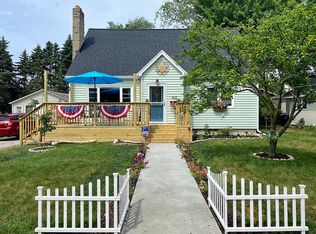 405 N Harrison St, Ludington, MI 49431