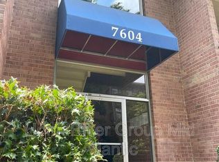 7604 Savannah St APT T3, Falls Church, VA 22043