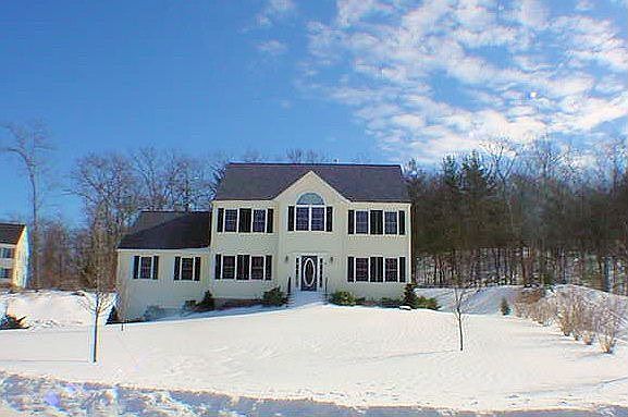 Immaculate Home set at the end of a cul-de sac