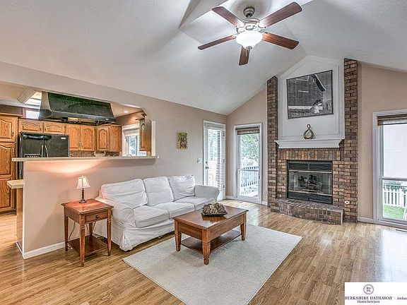 3rd image of 3007 N 125th Ave