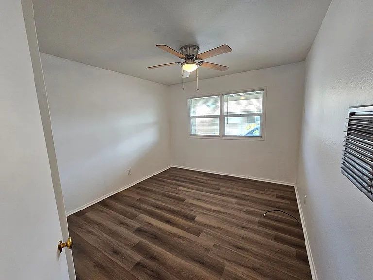 459 Pagano Ct — Photo 24
