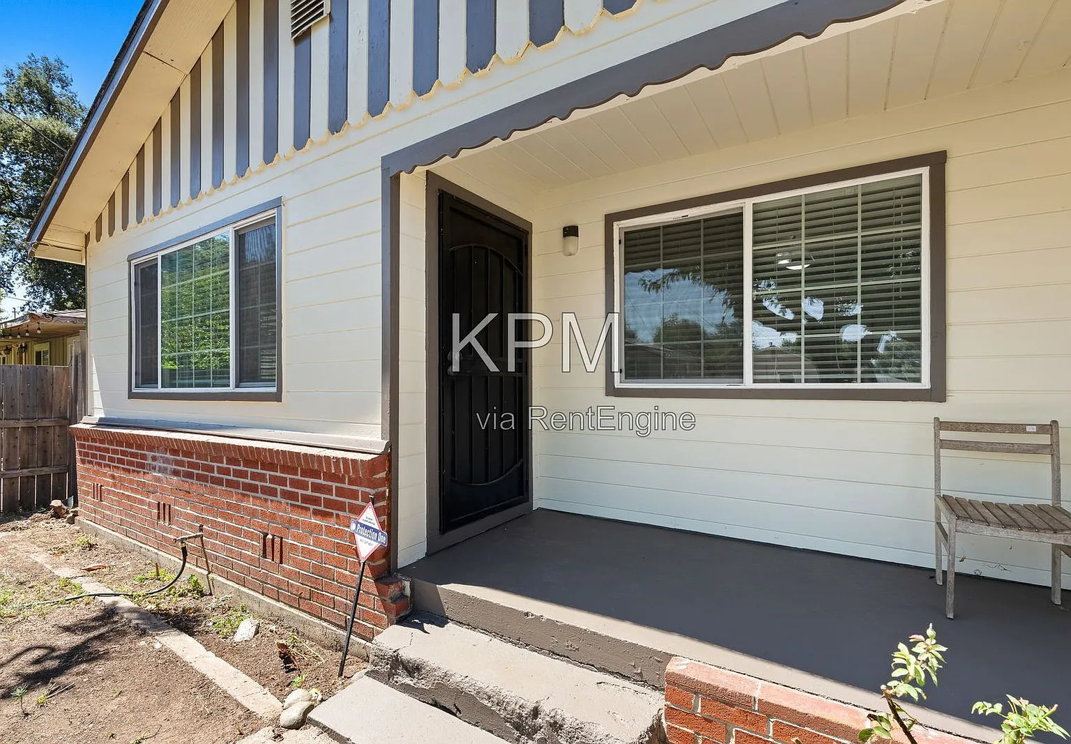 2 bed, 1.0 bath, 936 sqft, $1,800 — Photo 3