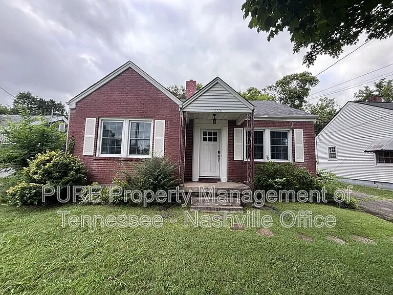 3715 Hilltop Ln — Photo 2