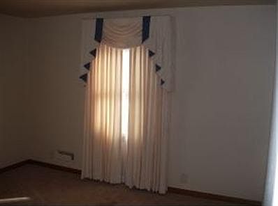 5th image of 1035 Wilson Ave