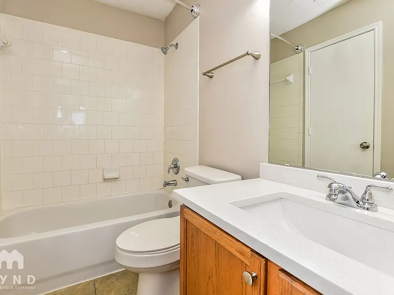 4313 Napa Valley Dr — Photo 9