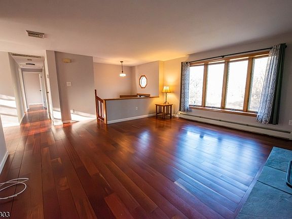 5th image of 5 Piney Rd