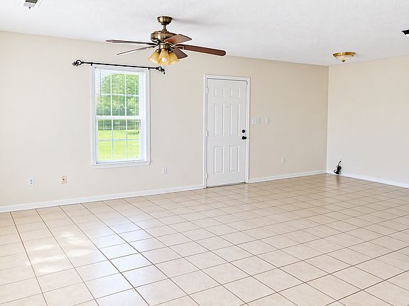 4th image of 333 Toy Ln
