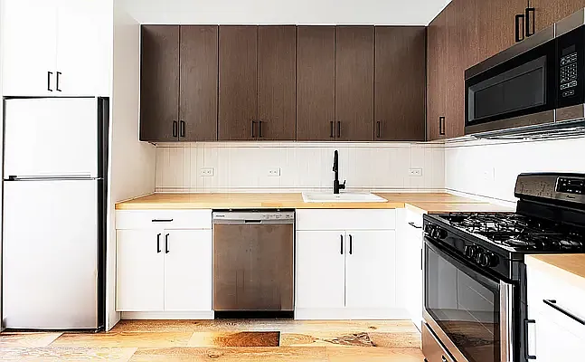 Rented by The KCI Group | media 9